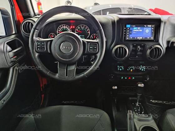 JEEP WRANGLER 3.6 UNLIMITED SPORT 4X4 V6 GASOLINA 4P AUTOMÁTICO JEEP WRANGLER 3.6 UNLIMITED SPORT 4X4 V6 GASOLINA 4P AUTOMÁTICO